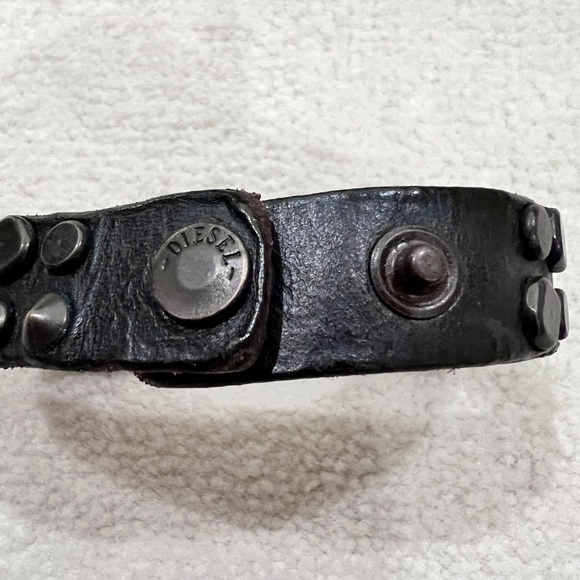 Vintage DIESEL Dark Brown Double Line Studs Button Closure Leather Bracelet - Picture 3 of 8